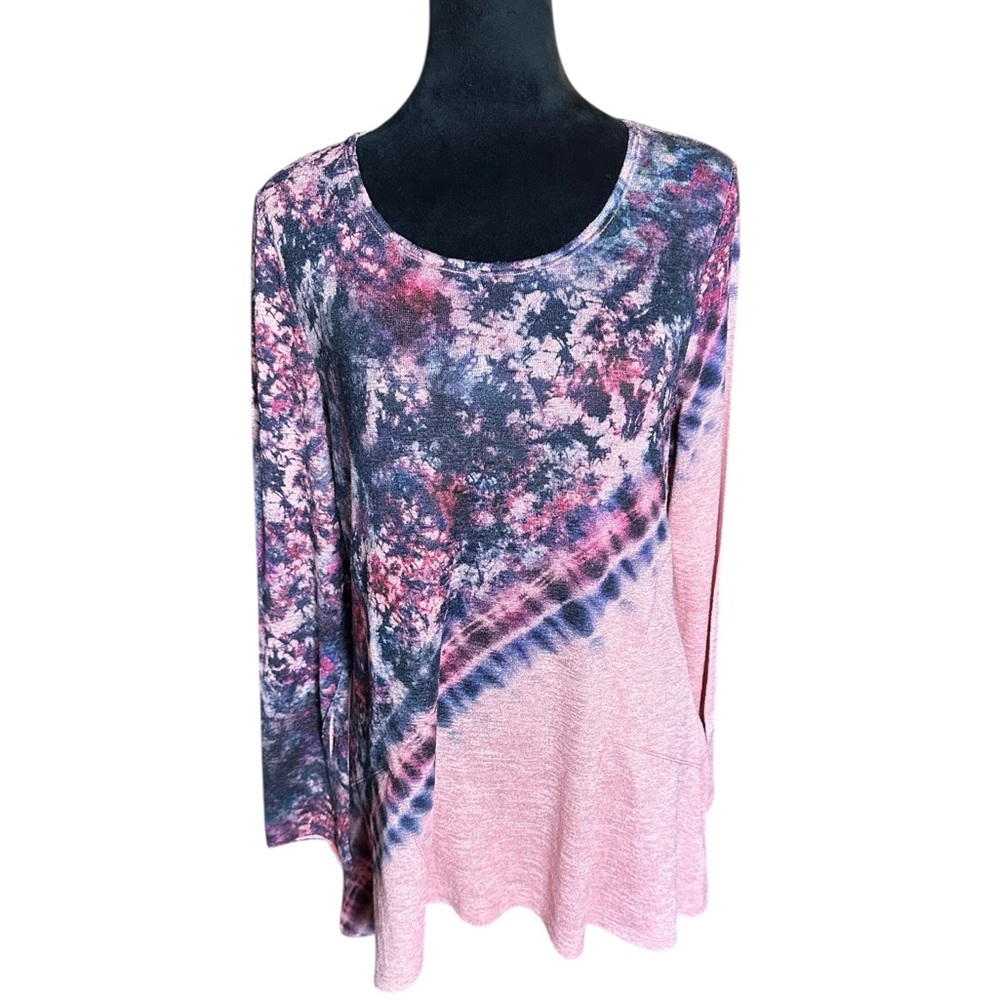 World Unity Women’s Pink Geo Pattern Tie-Dye